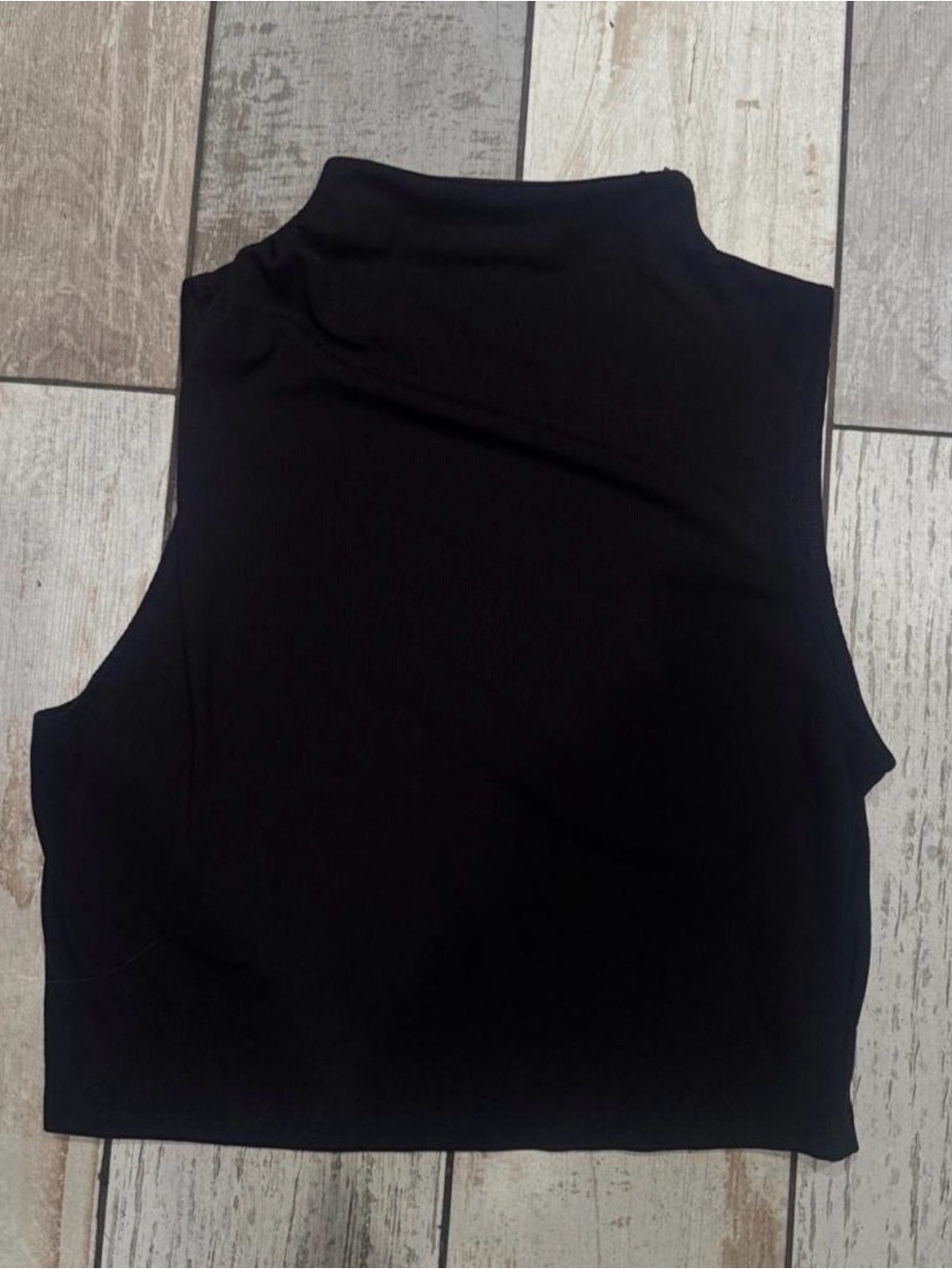 H&M Black Sleeveless Mock Neck Crop Top